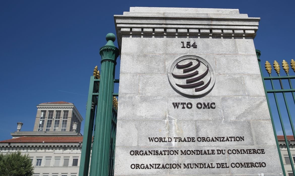 Brasil aciona OMC contra tarifas dos EUA que afetam exportações de produtos nacionais