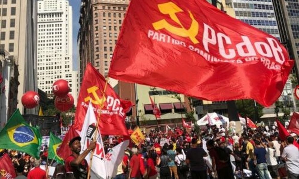 PCdoB oficializa apoio a Lula em 2026 e reforça aliança do campo progressista