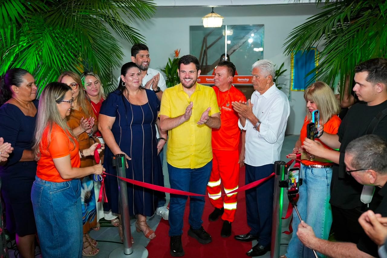 Semulsp do Saber inaugura biblioteca em Manaus