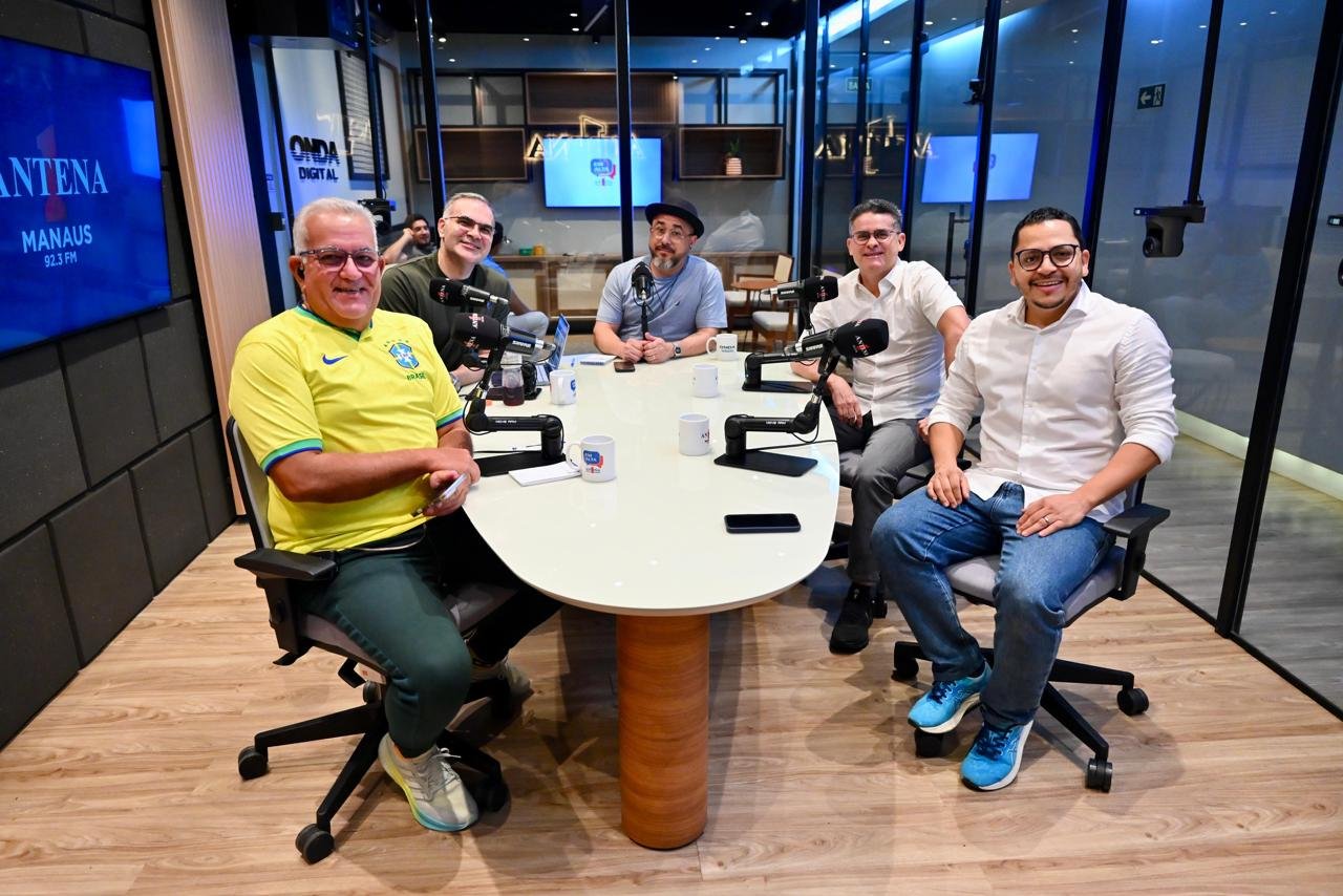 David Almeida consolida grupo político