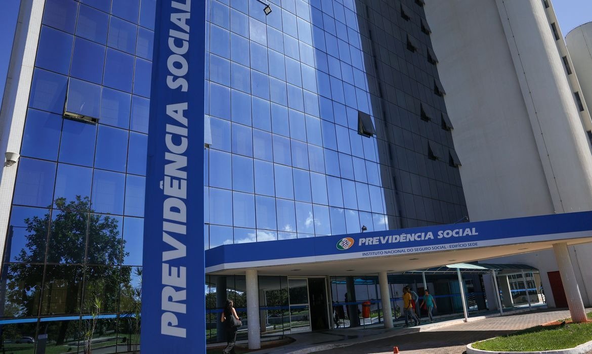 Tempo médio de análise do INSS cai para 50 dias