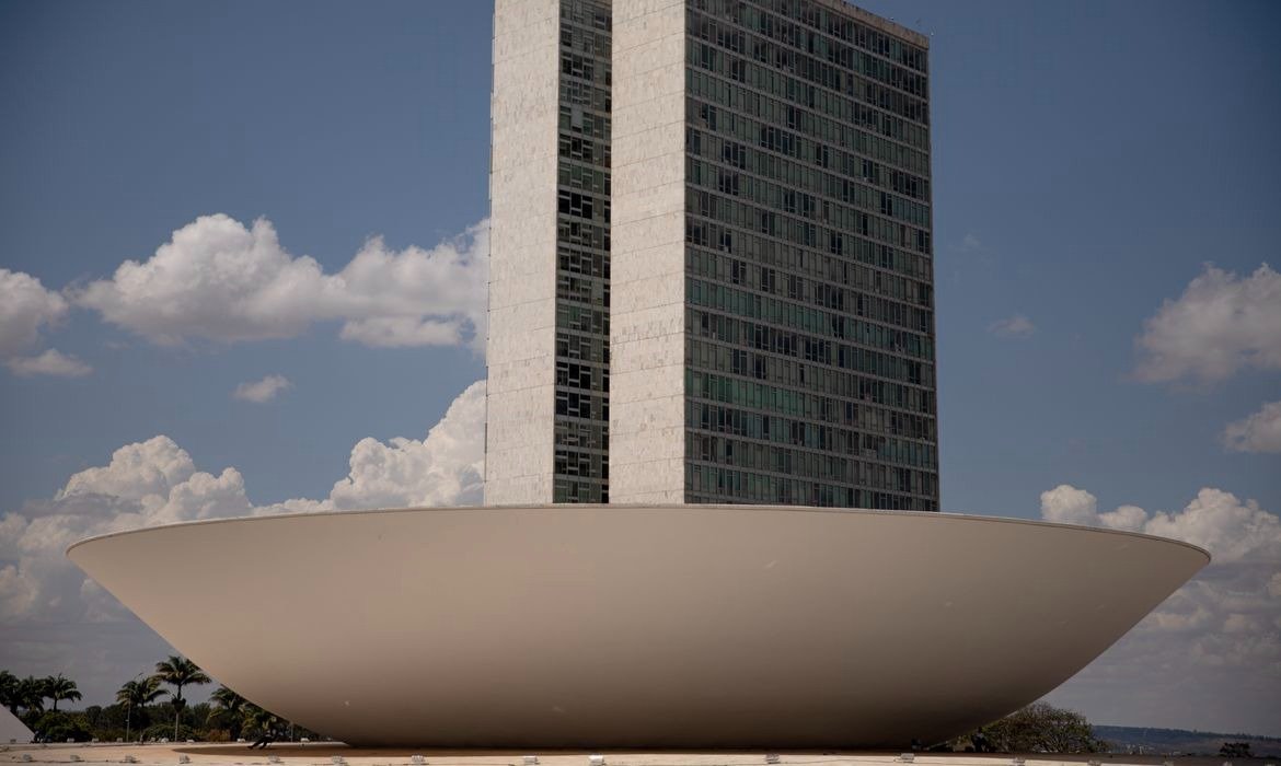 PEC da maioridade penal avança