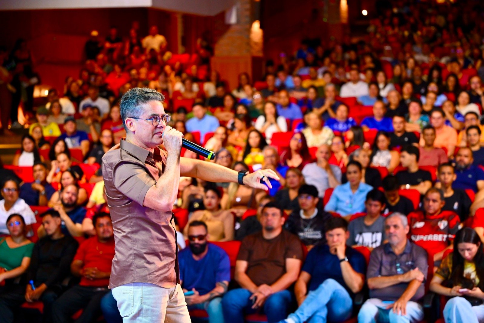 David Almeida destaca investimentos que fortaleceram a cultura e o turismo em Manaus