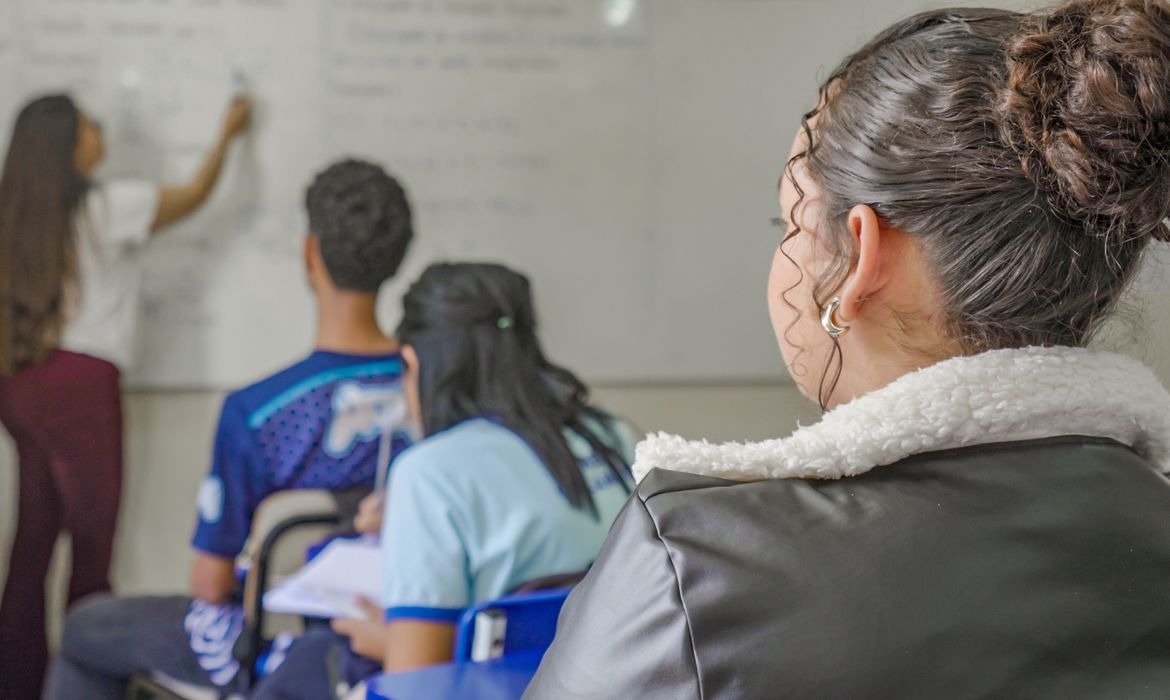 Ideb 2025 alcança maior avanço em 20 anos e fortalece educação básica no Brasil