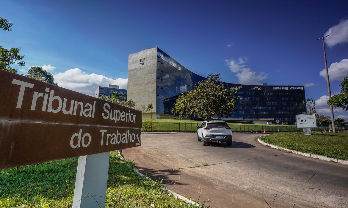 Justiça do Trabalho alerta: ambiente profissional deve ser livre de pressão eleitoral