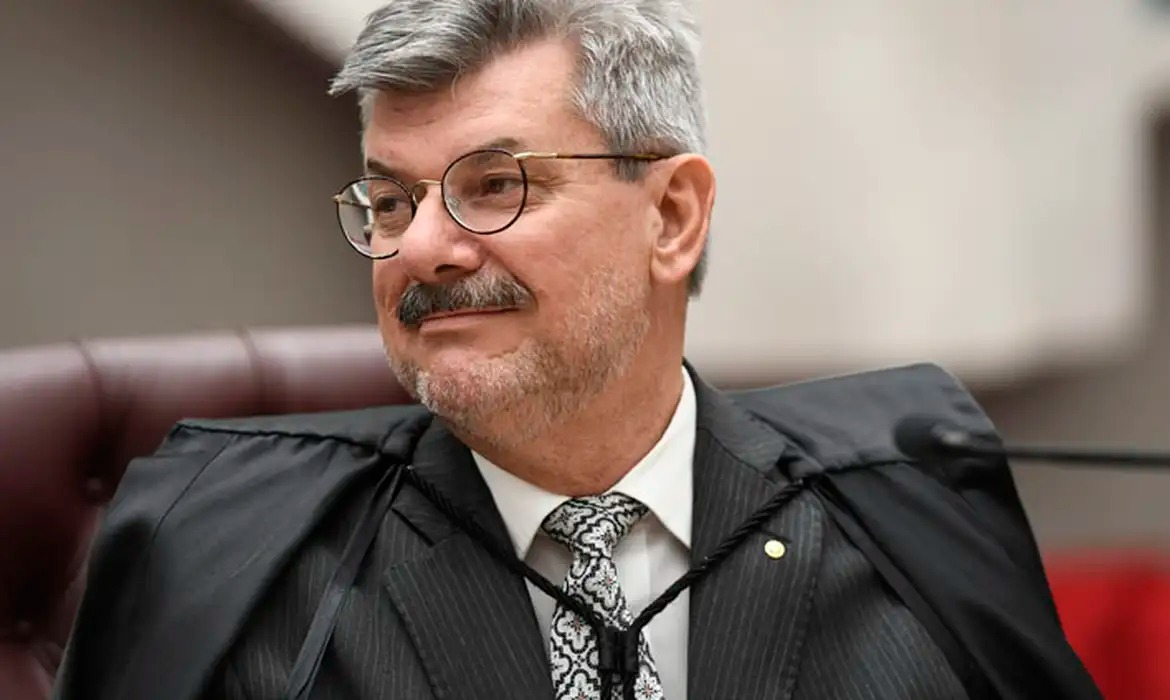PGR pede perda do cargo de ministro do STJ em investigação disciplinar