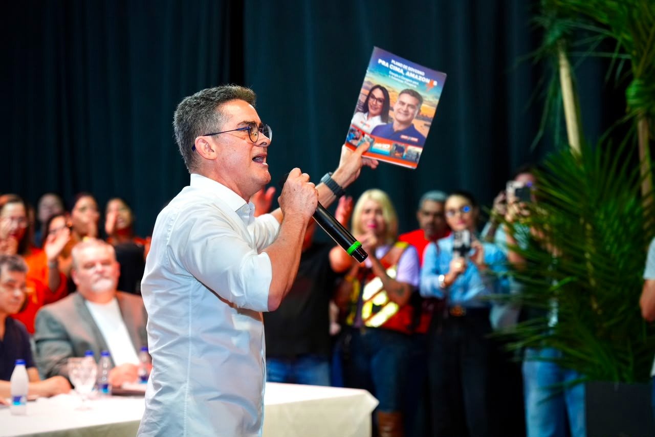 David Almeida apresenta plano com foco em infraestrutura, rodovias e mobilidade no Amazonas