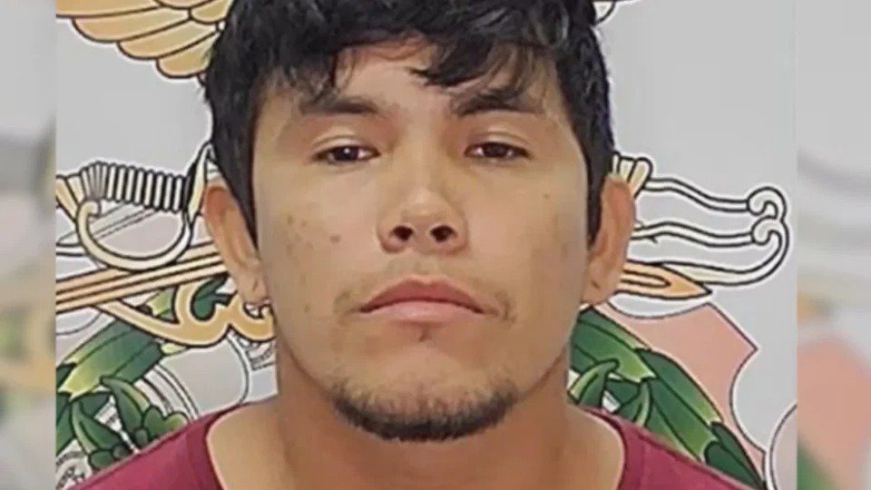 Acidente revela mandado de prisão contra homem em Manaus