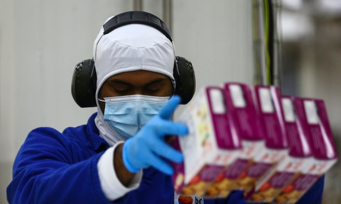 Riscos invisíveis no trabalho ganham atenção com a NR-1