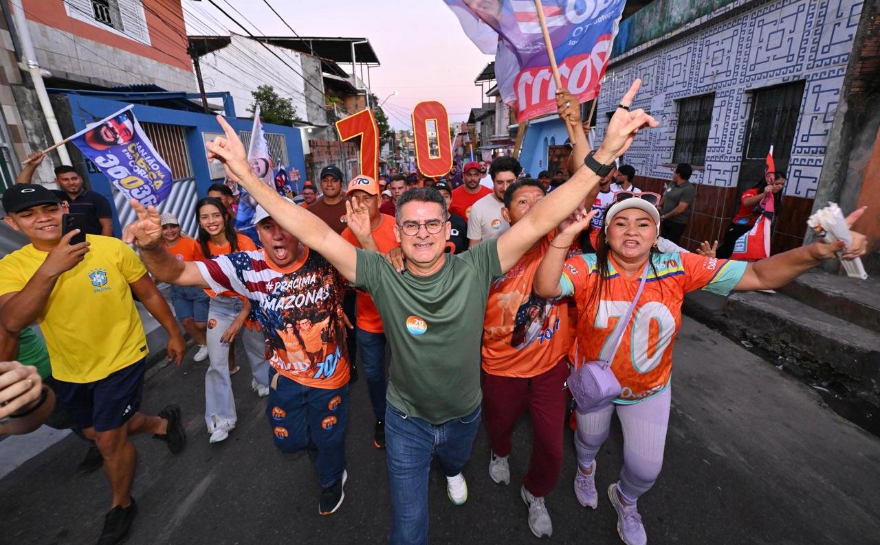 Dra. Shádia destaca relação de David Almeida com moradores da Compensa