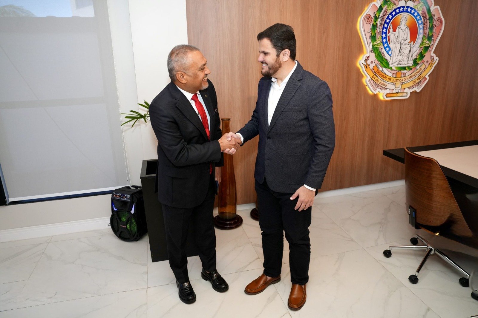  Renato Junior destaca diálogo com TJ-AM para avançar em soluções para Manaus