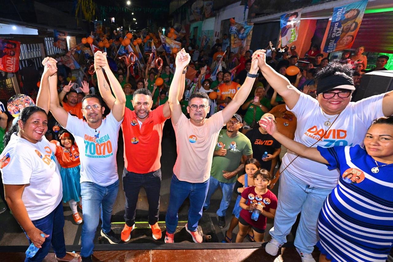 Daniel Almeida participa de encontro com David no Santa Etelvina