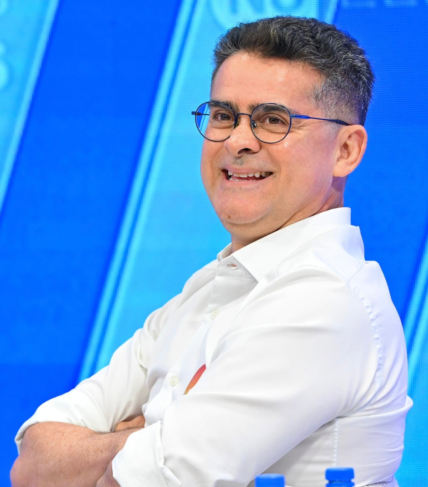 David apresenta Bolsa Universidade como proposta para juventude