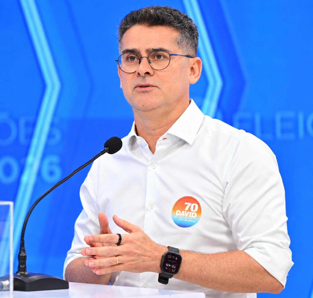 David questiona infraestrutura rural durante debate