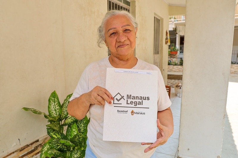  626 imóveis recebem documentação definitiva em Manaus