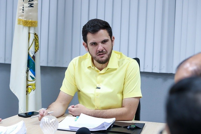 Proesc descentraliza orçamento para unidades de ensino em Manaus
