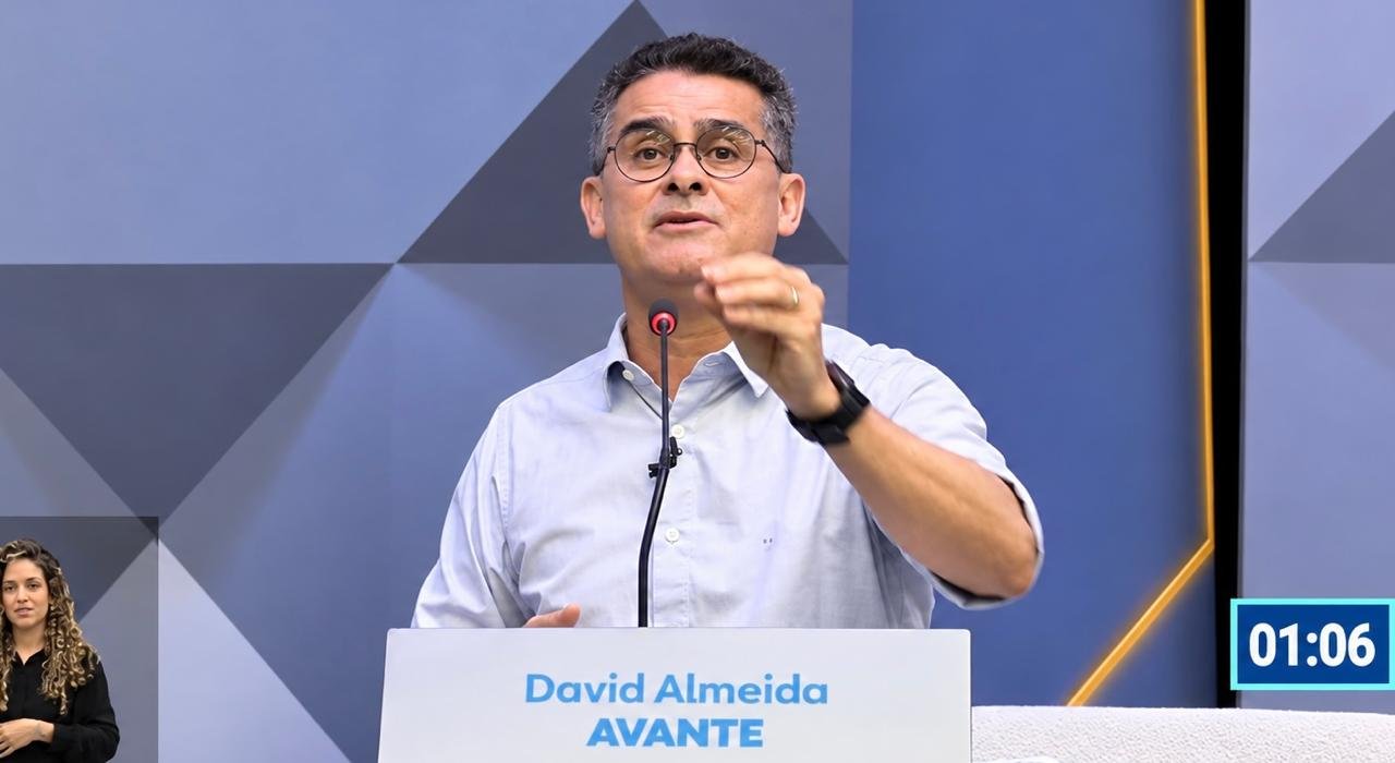 David Almeida questiona contratos de empresas da família Cidade no debate